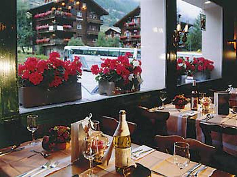 Matterhorn Inn Täsch Restaurant bilde